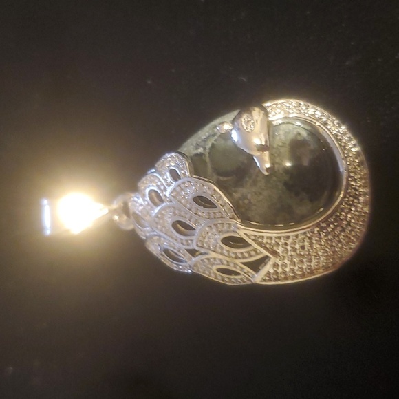 New Silver Wrapped Kambaba Jasper Peacock Pendant. - Picture 6 of 12
